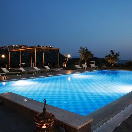 Trentinara L' Aia Resort מראה חיצוני תמונה