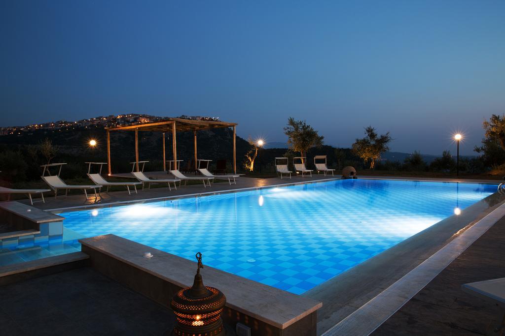 Trentinara L' Aia Resort מראה חיצוני תמונה