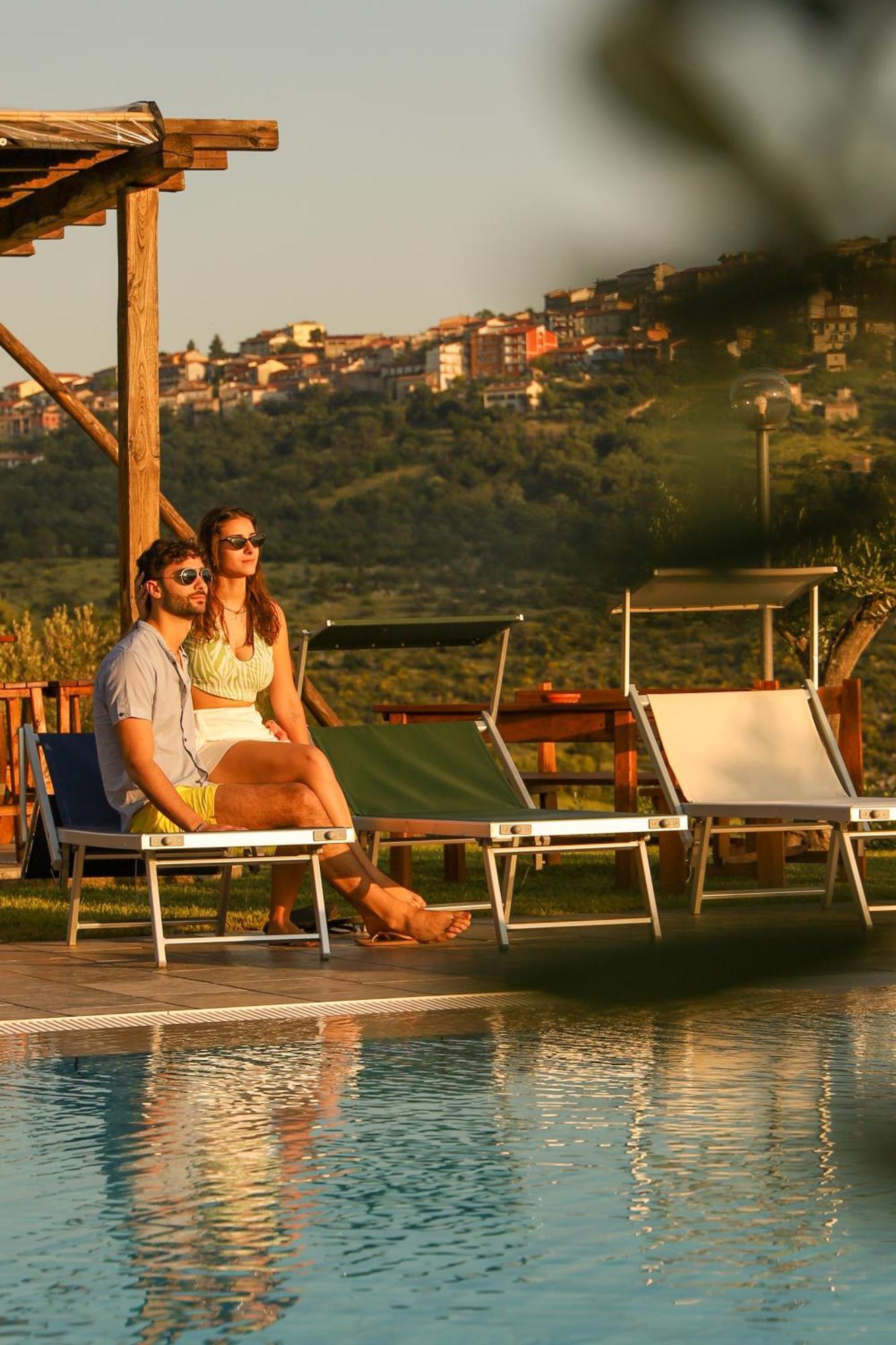 Trentinara L' Aia Resort מראה חיצוני תמונה
