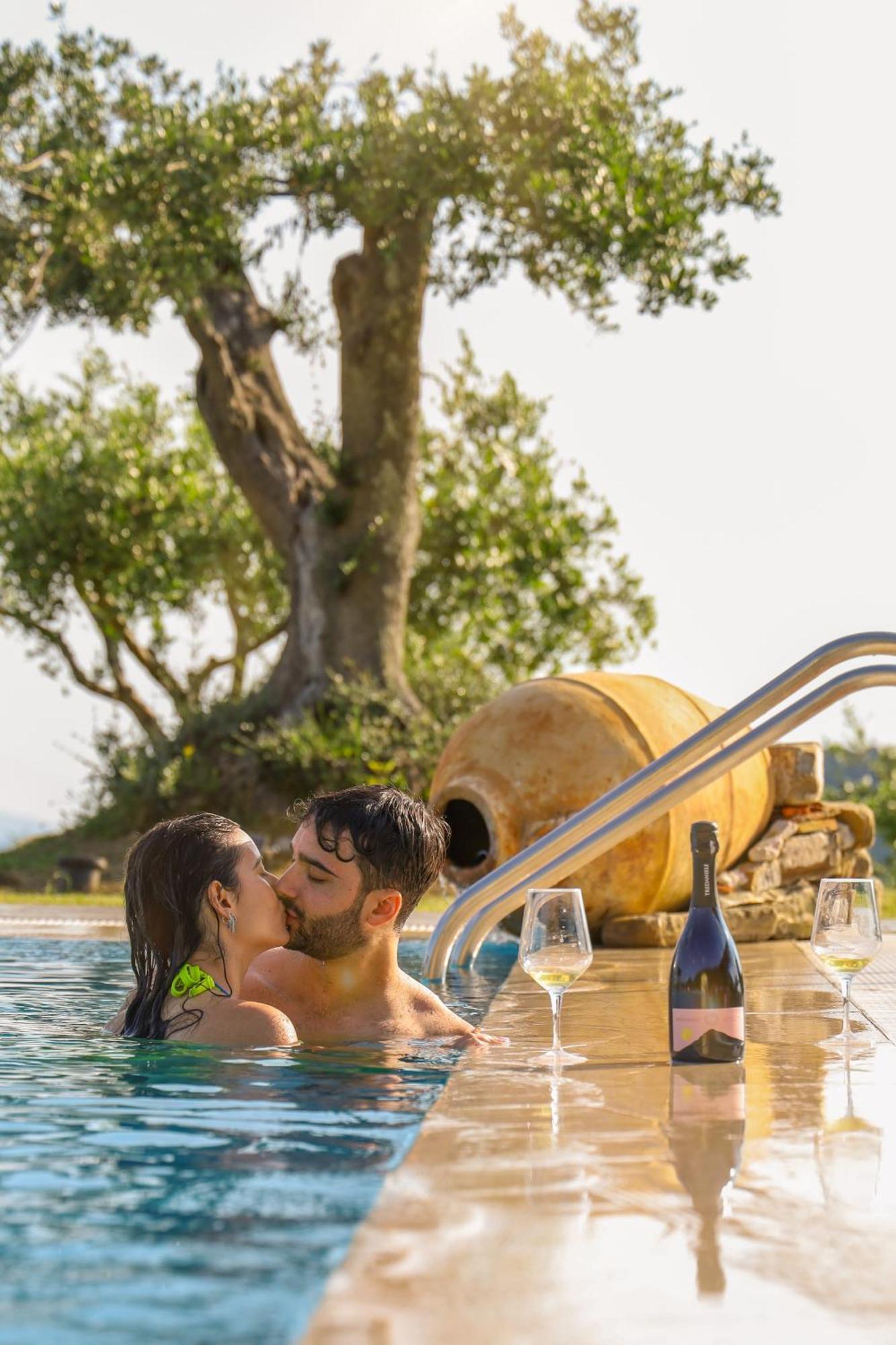 Trentinara L' Aia Resort מראה חיצוני תמונה