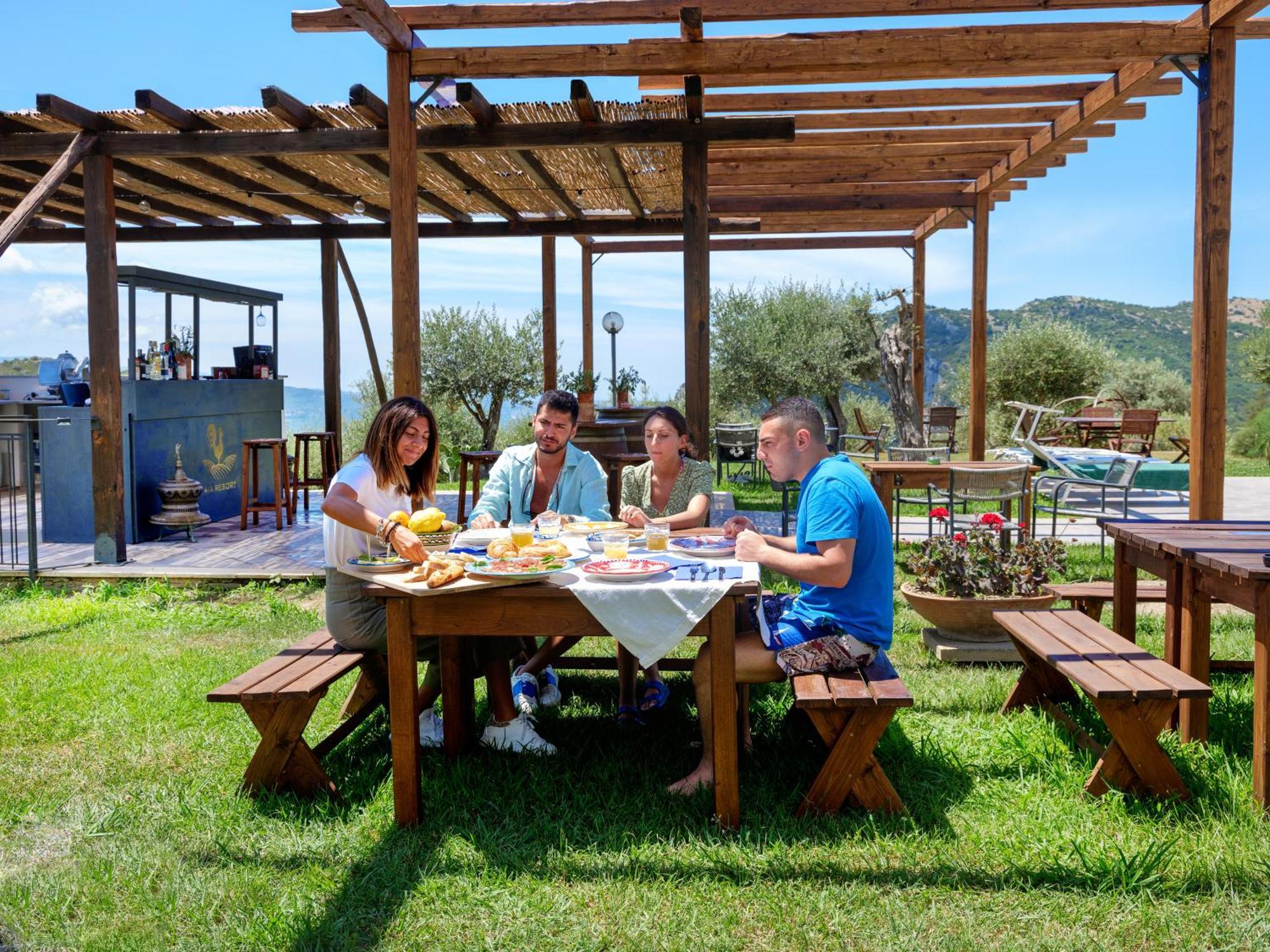 Trentinara L' Aia Resort מראה חיצוני תמונה